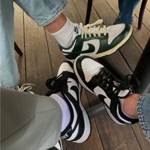 Nike Dunk Low Retro White Black Panda Size 8